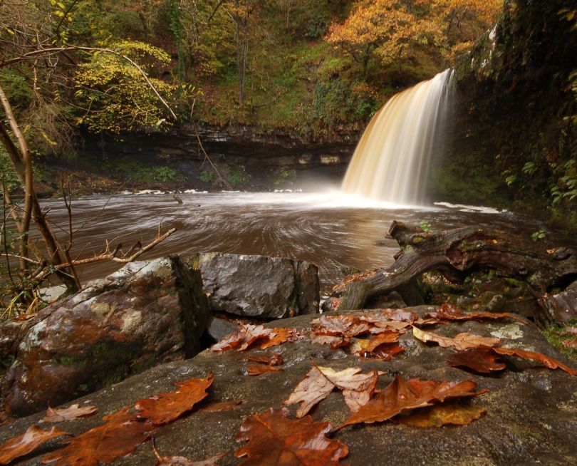 Jeden z wodospadów w Dolinie Neath