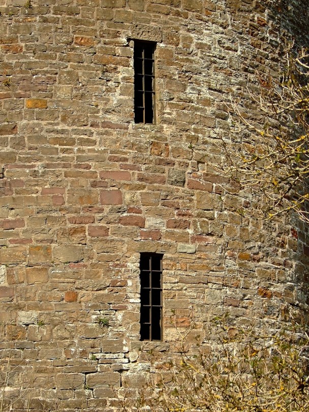 Nantyglo Round Towers/Okrągłe Wieże z Nantyglo - Wieża północna