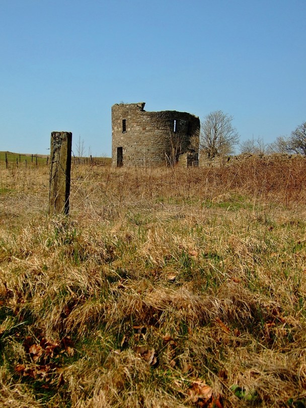 Nantyglo Round Towers/Okrągłe Wieże z Nantyglo - Wieża południowa
