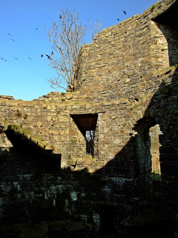 Nantyglo Round Towers/Okrągłe Wieże z Nantyglo - Wieża południowa