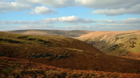Na wzgórzach nad Doliną Claerwen