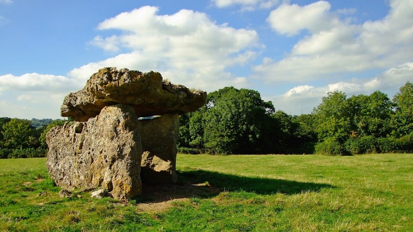 St Lythans burial chamber
