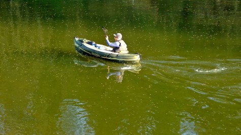 Kajakarz na rzece Wye