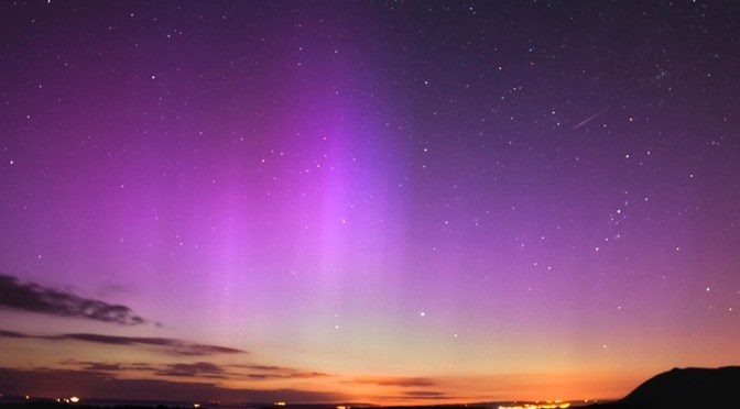 Obserwujemy nocne niebo w Walii